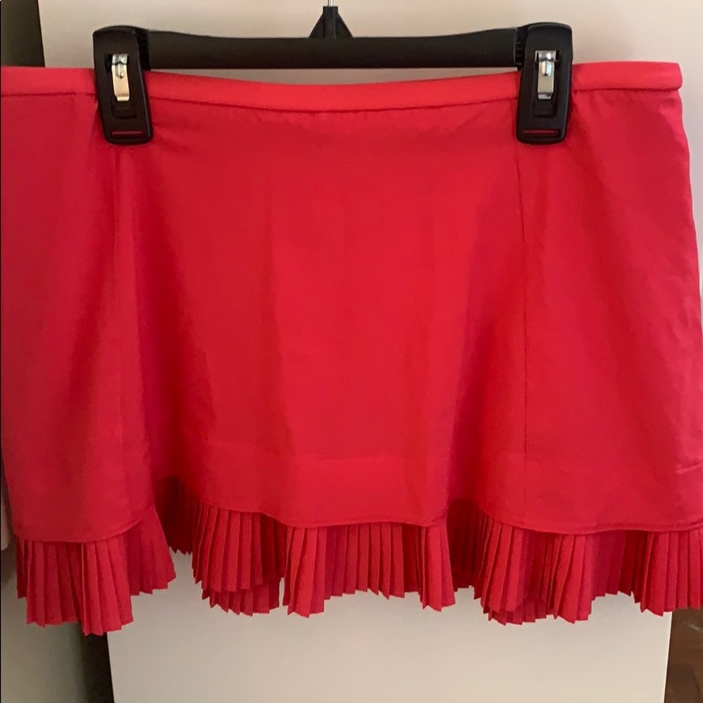 Hot Pink Lululemon city sky run by skirt 13”